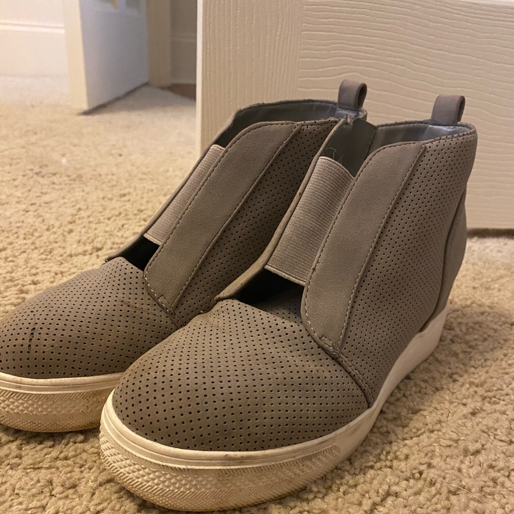 Arizona sneakers